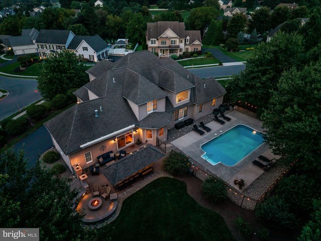 5103 MAPLE LEAF CT, Mechanicsburg, PA 17055