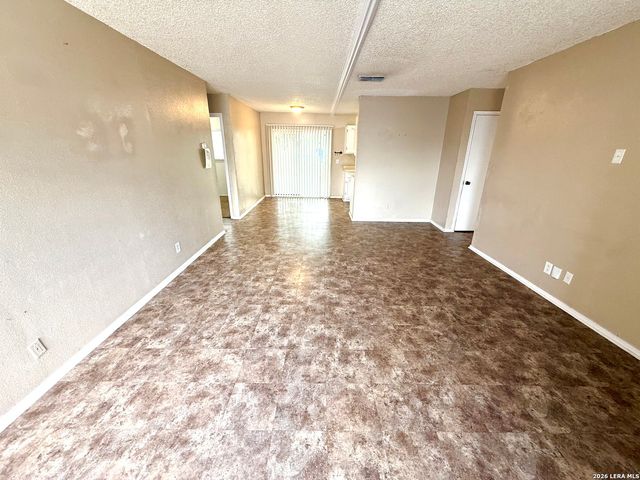 10610 Green Vista Street, San Antonio, TX 78223