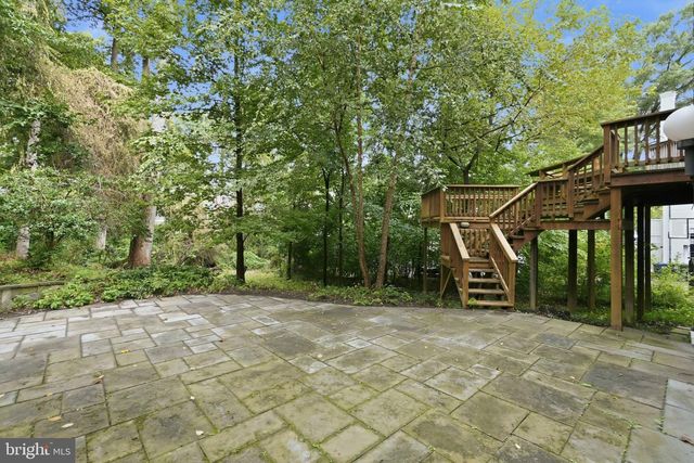 6460 32ND ST NW, Washington, DC 20015