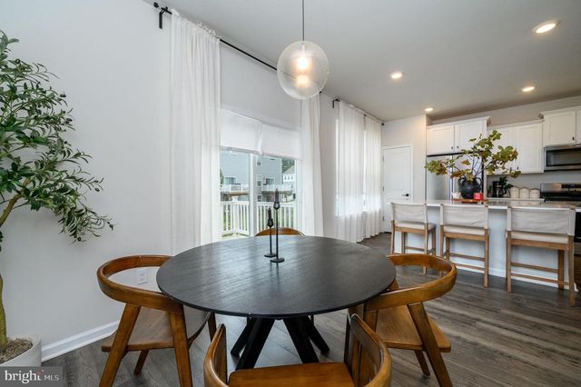 7 FOUNDRY BLVD, Mount Holly, NJ 08060