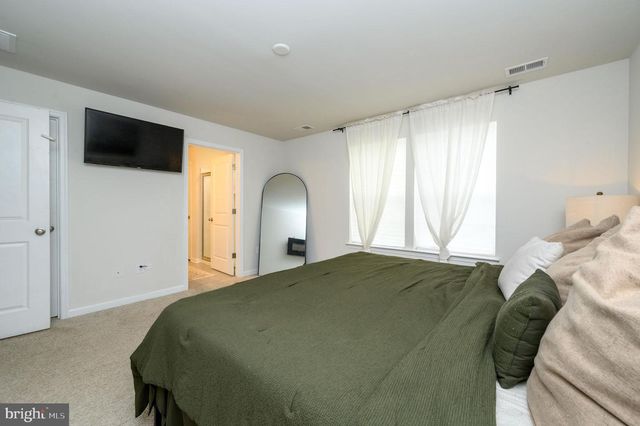 7 FOUNDRY BLVD, Mount Holly, NJ 08060