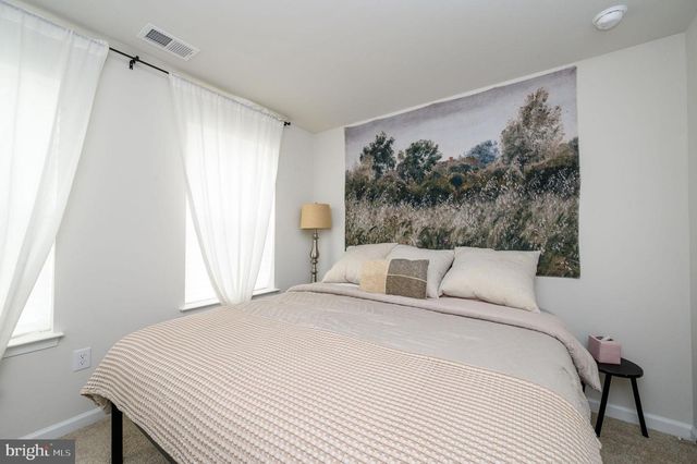 7 FOUNDRY BLVD, Mount Holly, NJ 08060