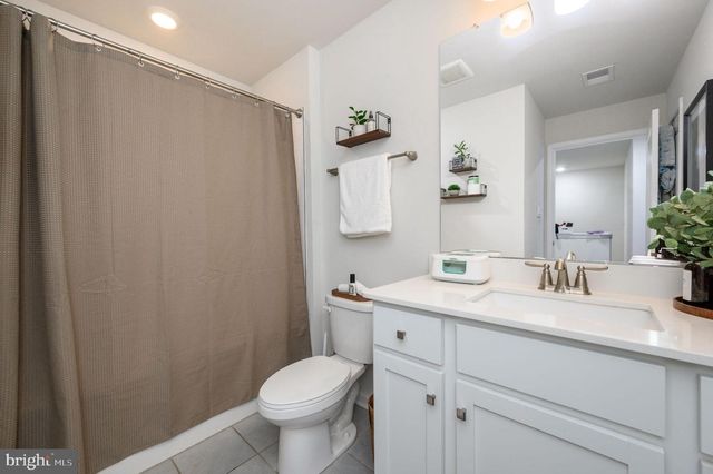 7 FOUNDRY BLVD, Mount Holly, NJ 08060