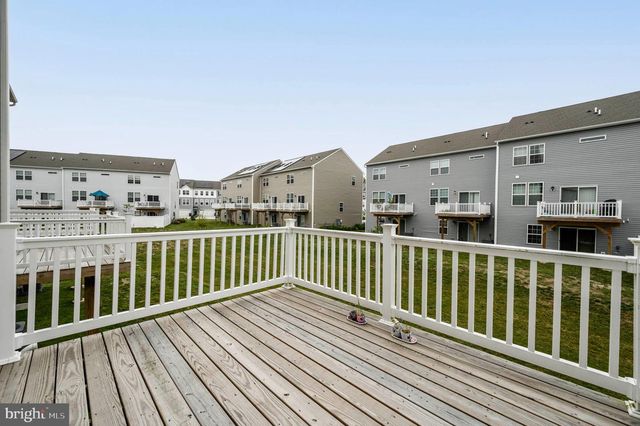 7 FOUNDRY BLVD, Mount Holly, NJ 08060