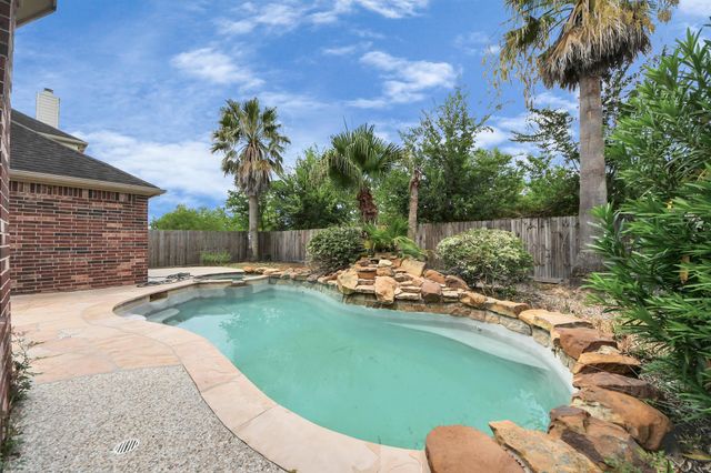 20011 Rosswood Lane, Spring, TX 77388