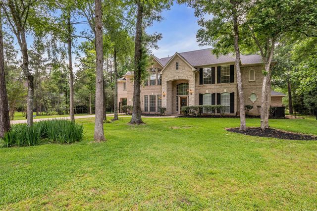 10419 Clubhouse Circle, Magnolia, TX 77354