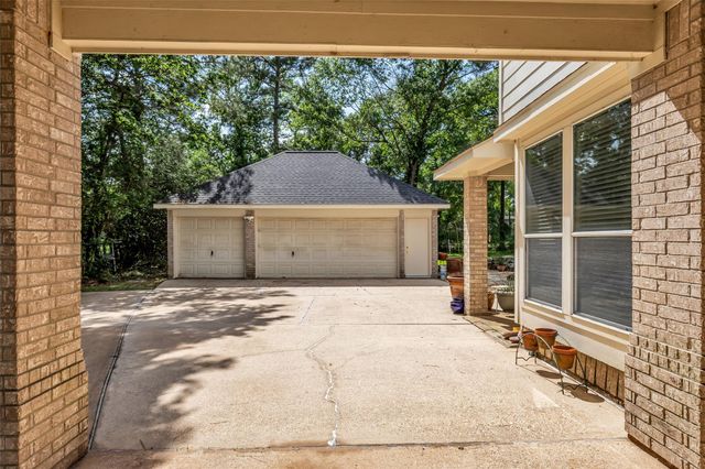 10419 Clubhouse Circle, Magnolia, TX 77354