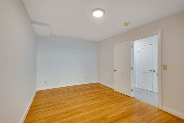 31 School St 1, Brookline, MA 02446