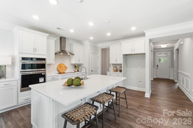 2202 Island View Lane NE 5, Connelly Springs, NC 28612