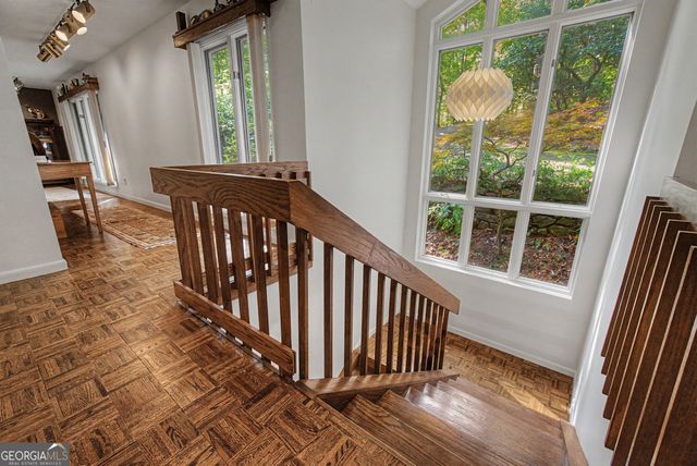 70 Doe Run, Sautee Nacoochee, GA 30571