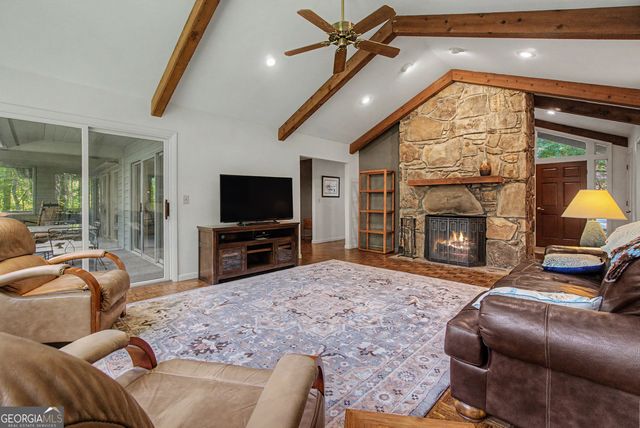 70 Doe Run, Sautee Nacoochee, GA 30571