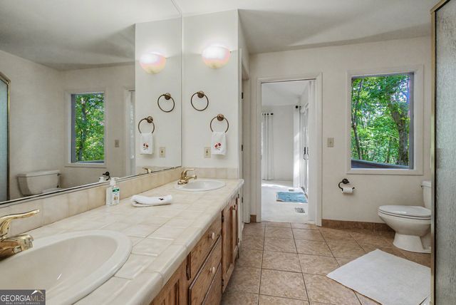 70 Doe Run, Sautee Nacoochee, GA 30571