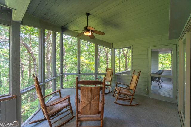 70 Doe Run, Sautee Nacoochee, GA 30571