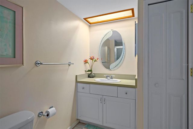 1712 HAMMOCK PINE BOULEVARD 1712, Clearwater, FL 33761