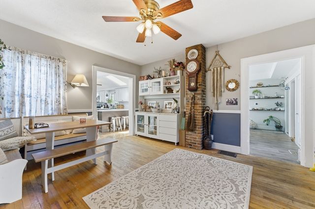 211 Village St, Medway, MA 02053