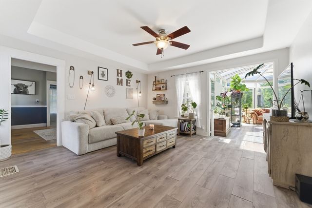 211 Village St, Medway, MA 02053