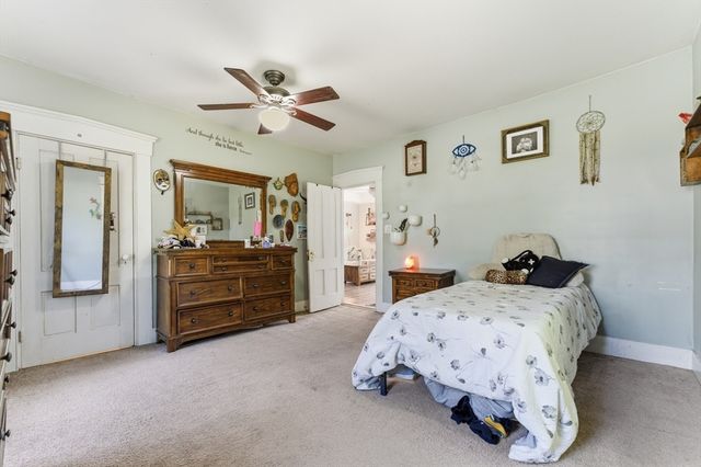 211 Village St, Medway, MA 02053