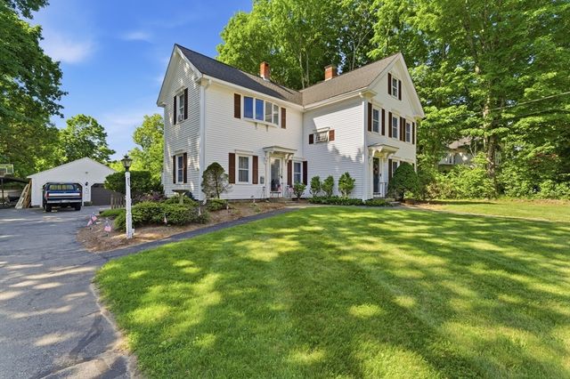 211 Village St, Medway, MA 02053