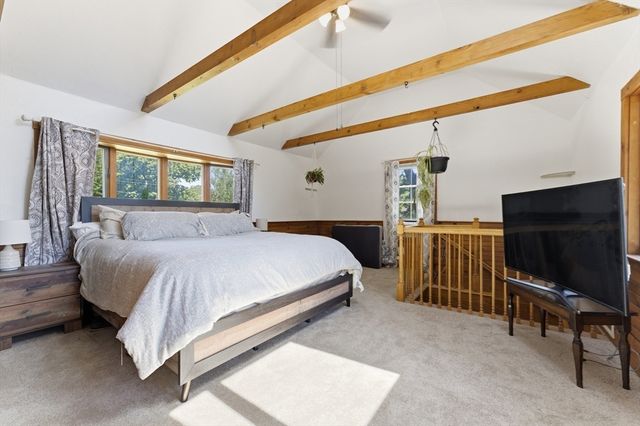 211 Village St, Medway, MA 02053