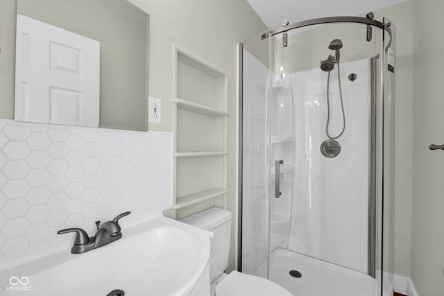 225 E Jackson Street, Vernon, IN 47282