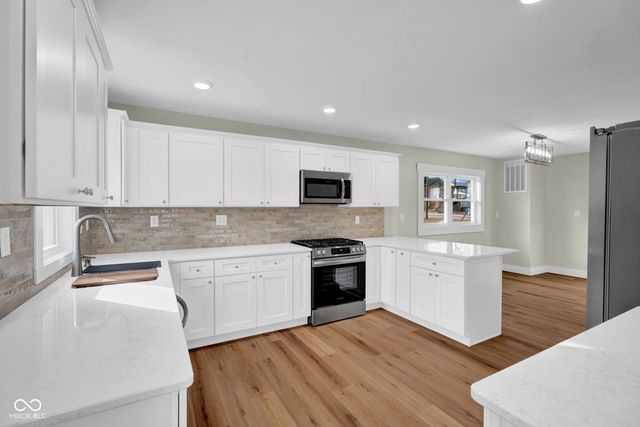 225 E Jackson Street, Vernon, IN 47282