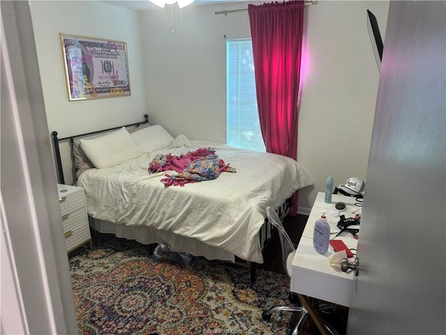 3919 Olive Street B, Bryan, TX 77801