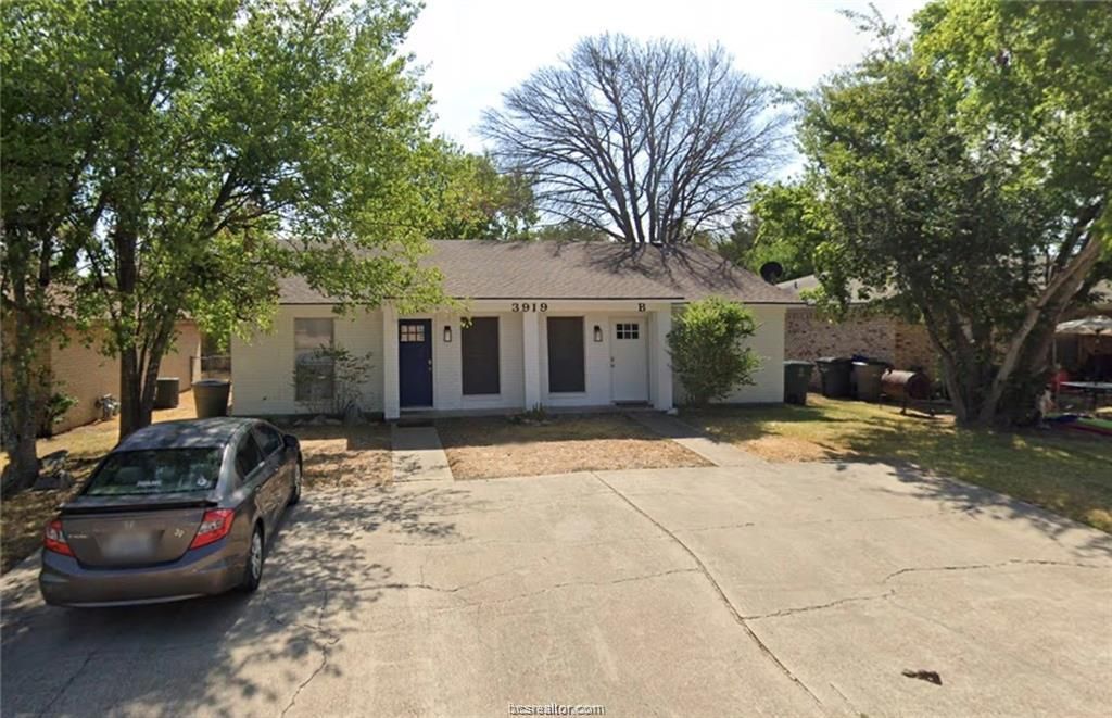 3919 Olive Street B, Bryan, TX 77801