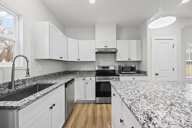 1914 White Street B, Gastonia, NC 28052