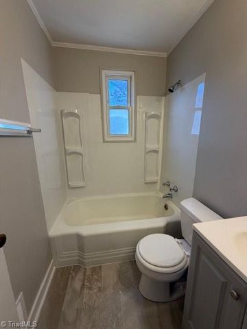 1827 Villa Drive, Greensboro, NC 27403