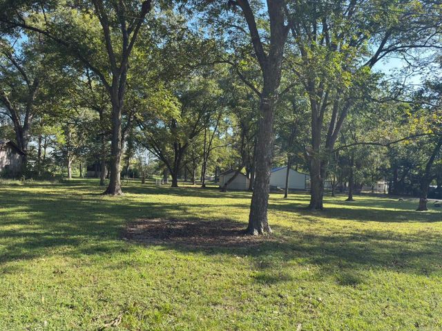 307 E 2nd Street, Bald Knob, AR 72010