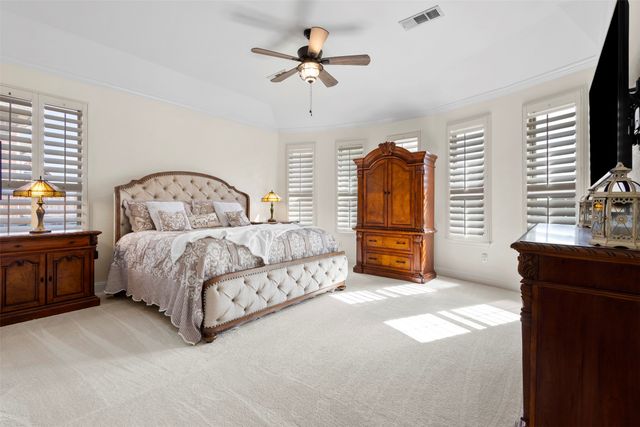 6116 Falls Lake Road, Fort Worth, TX 76179