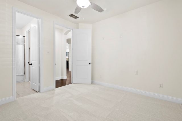 6116 Falls Lake Road, Fort Worth, TX 76179