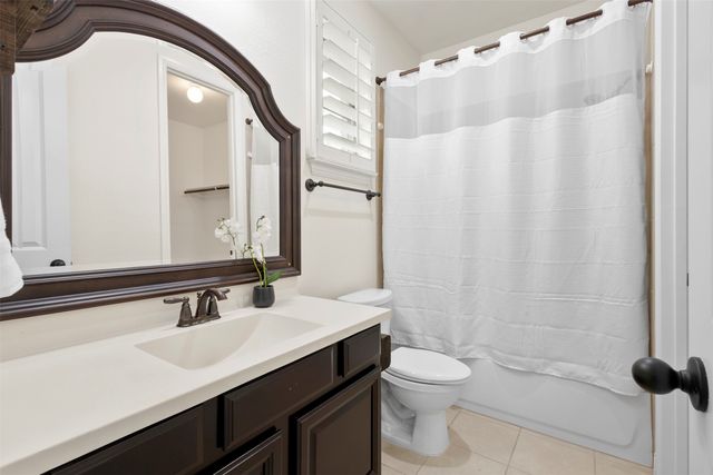 6116 Falls Lake Road, Fort Worth, TX 76179