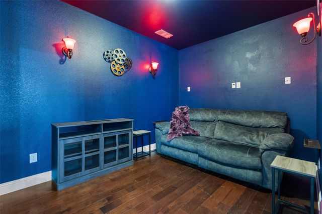 6116 Falls Lake Road, Fort Worth, TX 76179