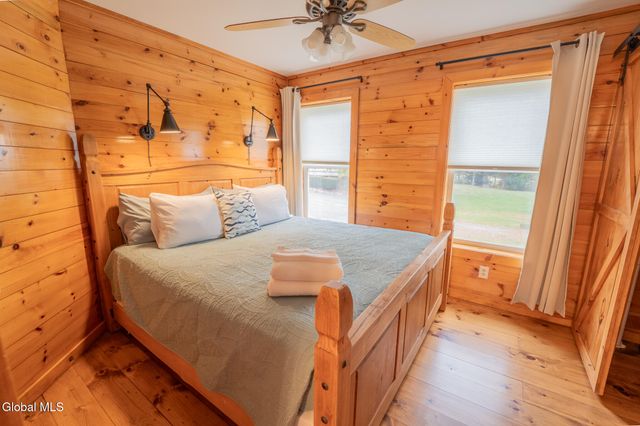 126 Lakeview Lane, Mayfield, NY 12117