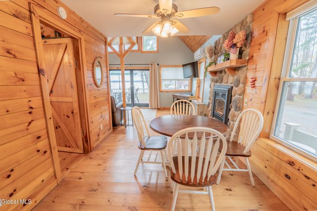 126 Lakeview Lane, Mayfield, NY 12117