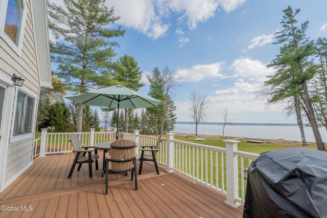 126 Lakeview Lane, Mayfield, NY 12117