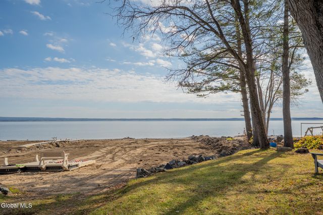 126 Lakeview Lane, Mayfield, NY 12117