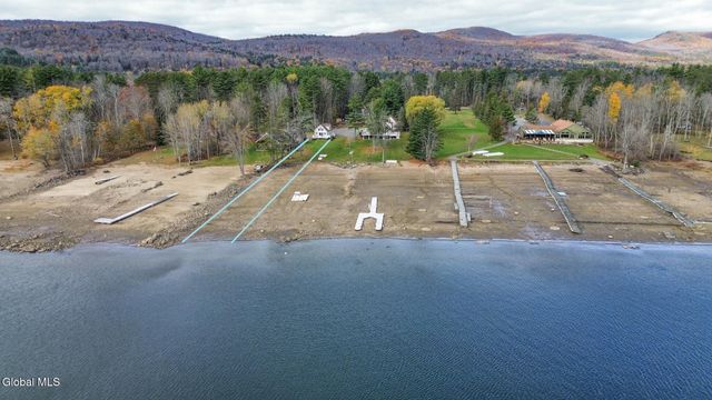 126 Lakeview Lane, Mayfield, NY 12117