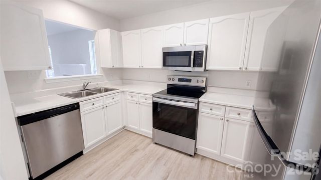 5006 Elizabeth Road, Charlotte, NC 28269