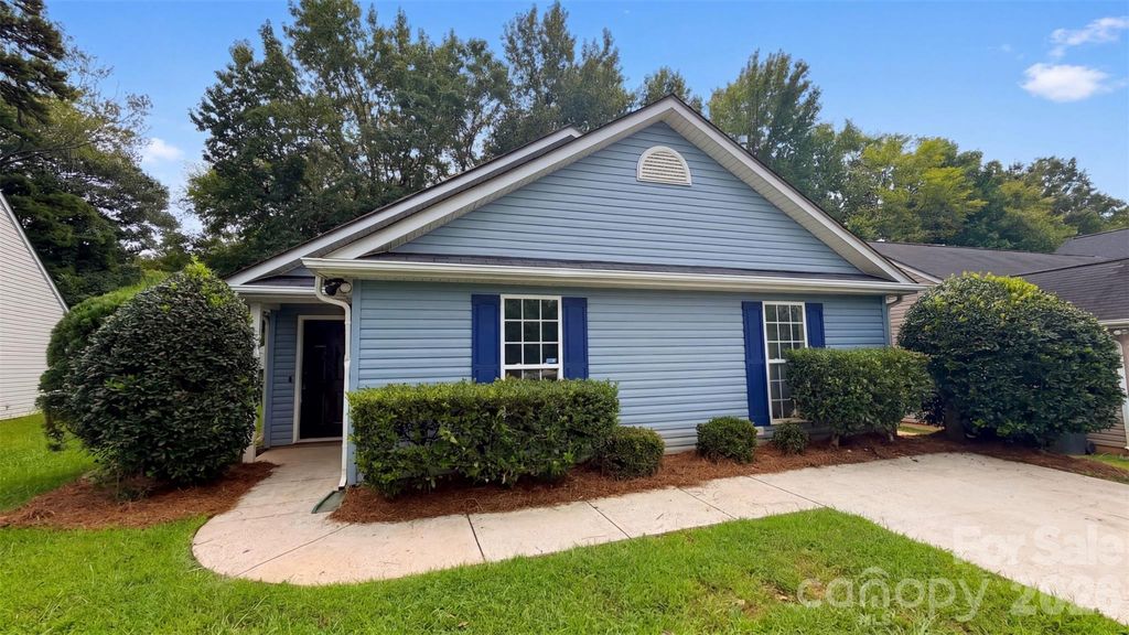 5006 Elizabeth Road, Charlotte, NC 28269