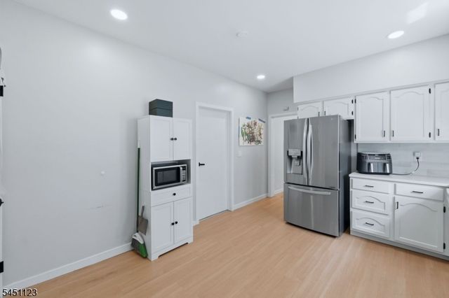 42 Lawrence St, Bloomfield Twp., NJ 07003