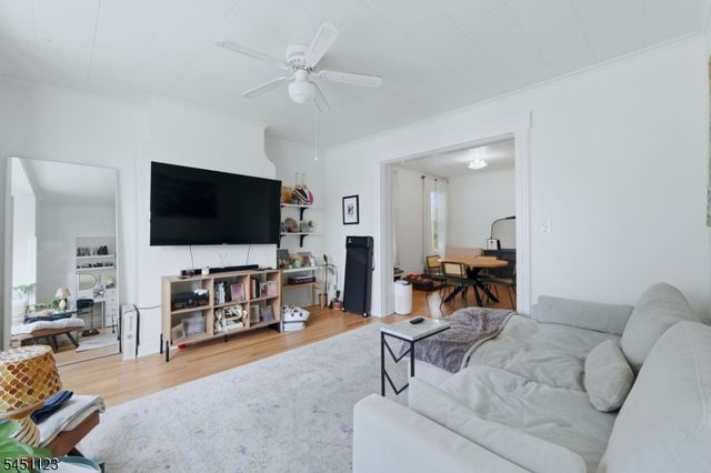 42 Lawrence St, Bloomfield Twp., NJ 07003