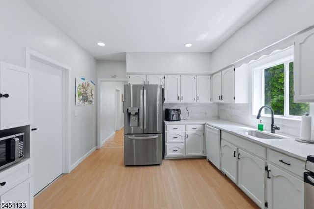 42 Lawrence St, Bloomfield Twp., NJ 07003