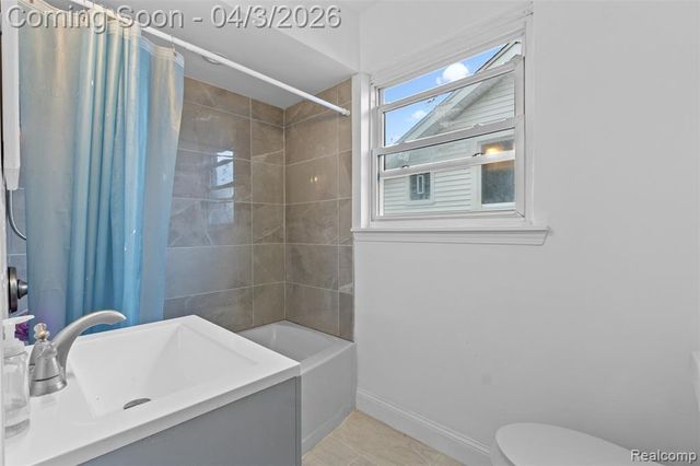 4364 Somerset, Detroit, MI 48224