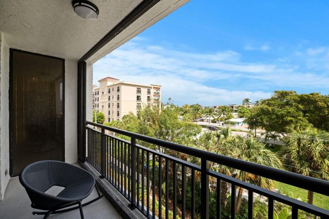 2300 NE 33rd Avenue 502, Fort Lauderdale, FL 33305