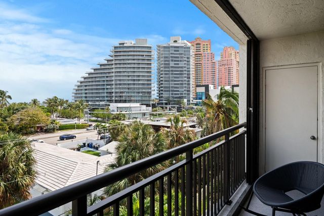 2300 NE 33rd Avenue 502, Fort Lauderdale, FL 33305