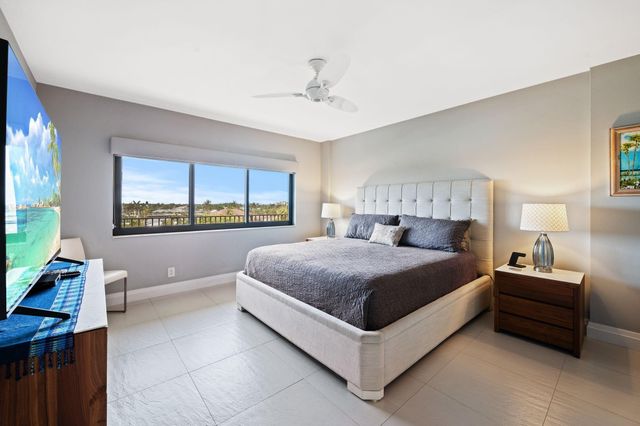 2300 NE 33rd Avenue 502, Fort Lauderdale, FL 33305