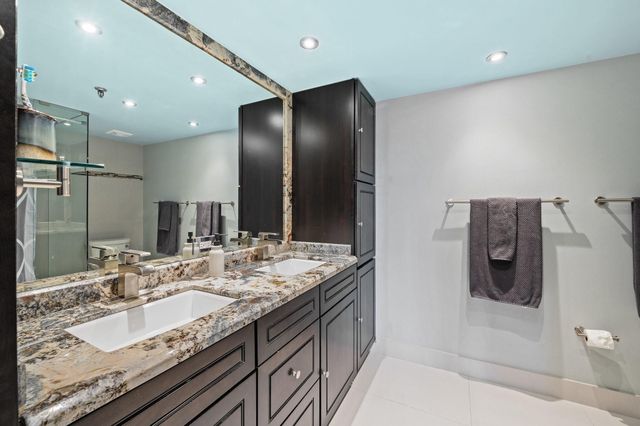2300 NE 33rd Avenue 502, Fort Lauderdale, FL 33305