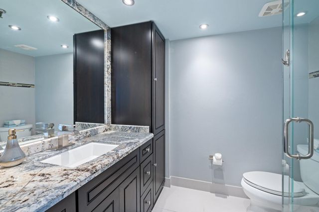 2300 NE 33rd Avenue 502, Fort Lauderdale, FL 33305